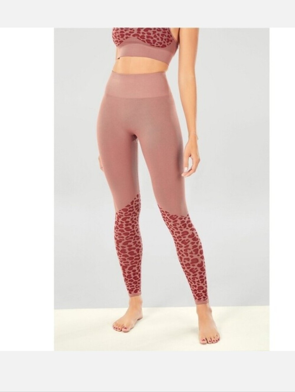 Fabletics Pink Leopard Leggings M High Waisted Seamless Mauve Animal Print Yoga